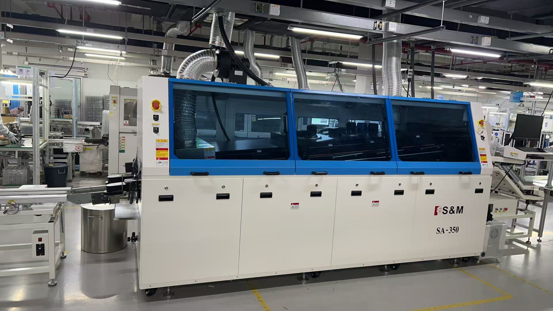Advantages of Wave Soldering in Mass Production